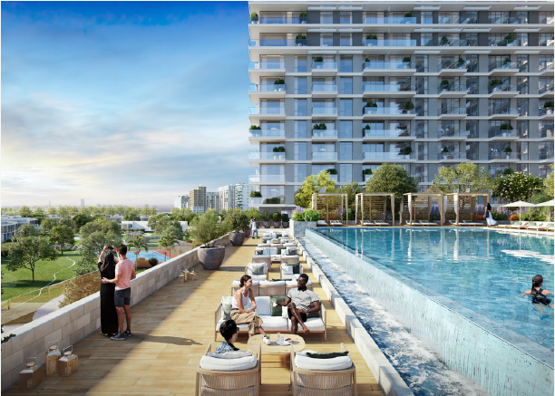 Infinity Pool & Pool Deck