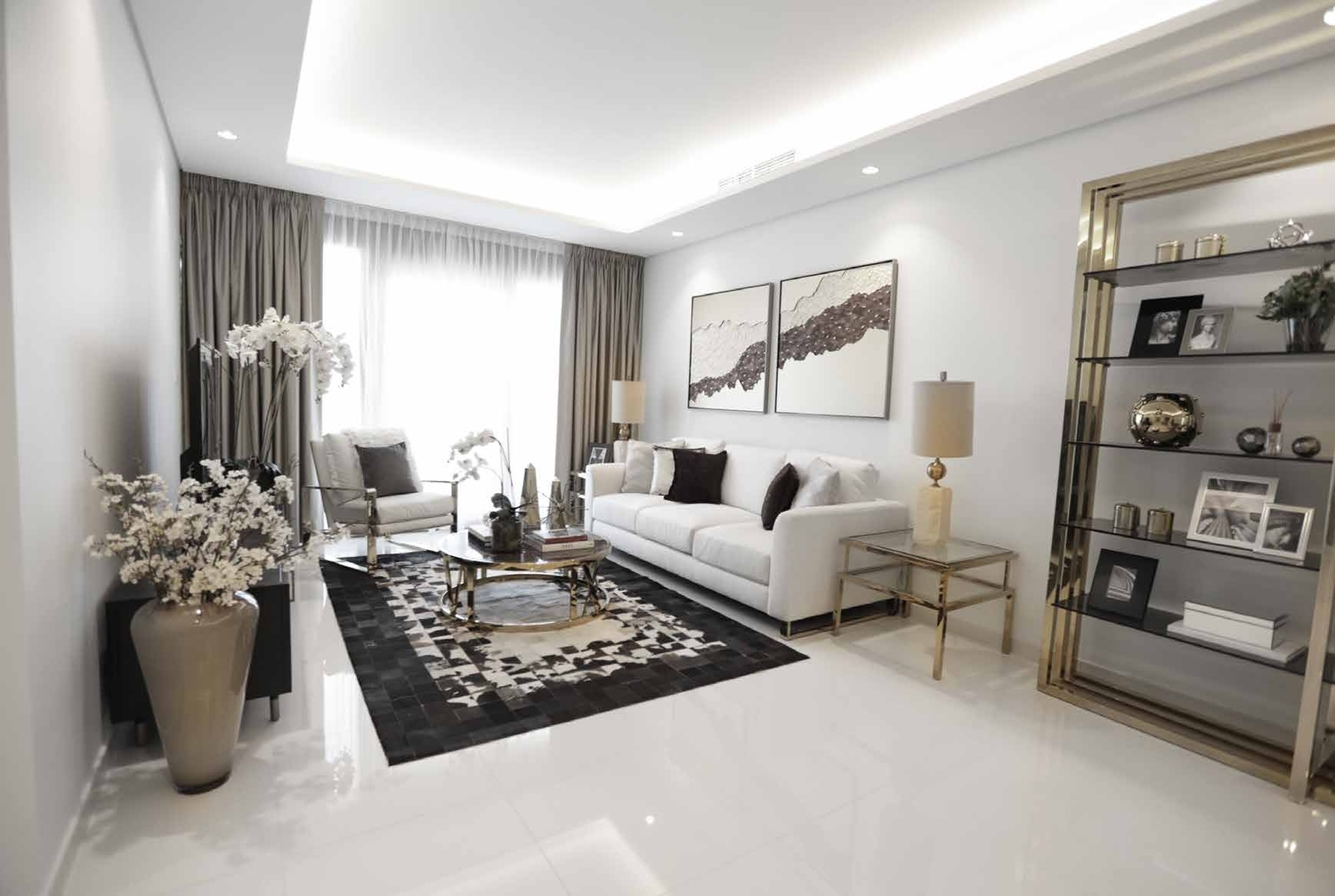 Paramount Tower Hotel And Residences by DAMAC in Business Bay