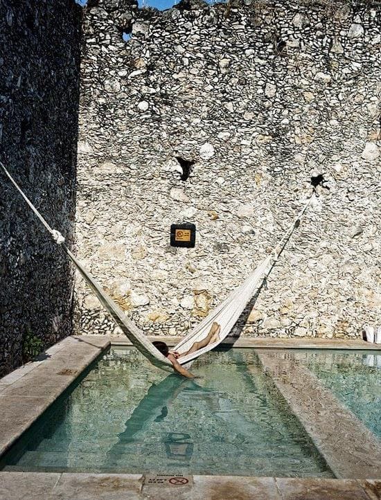 HAMMOCK AND CHILLING SPACE