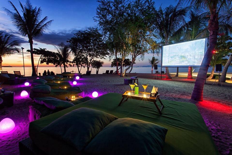 Beach Cinema
