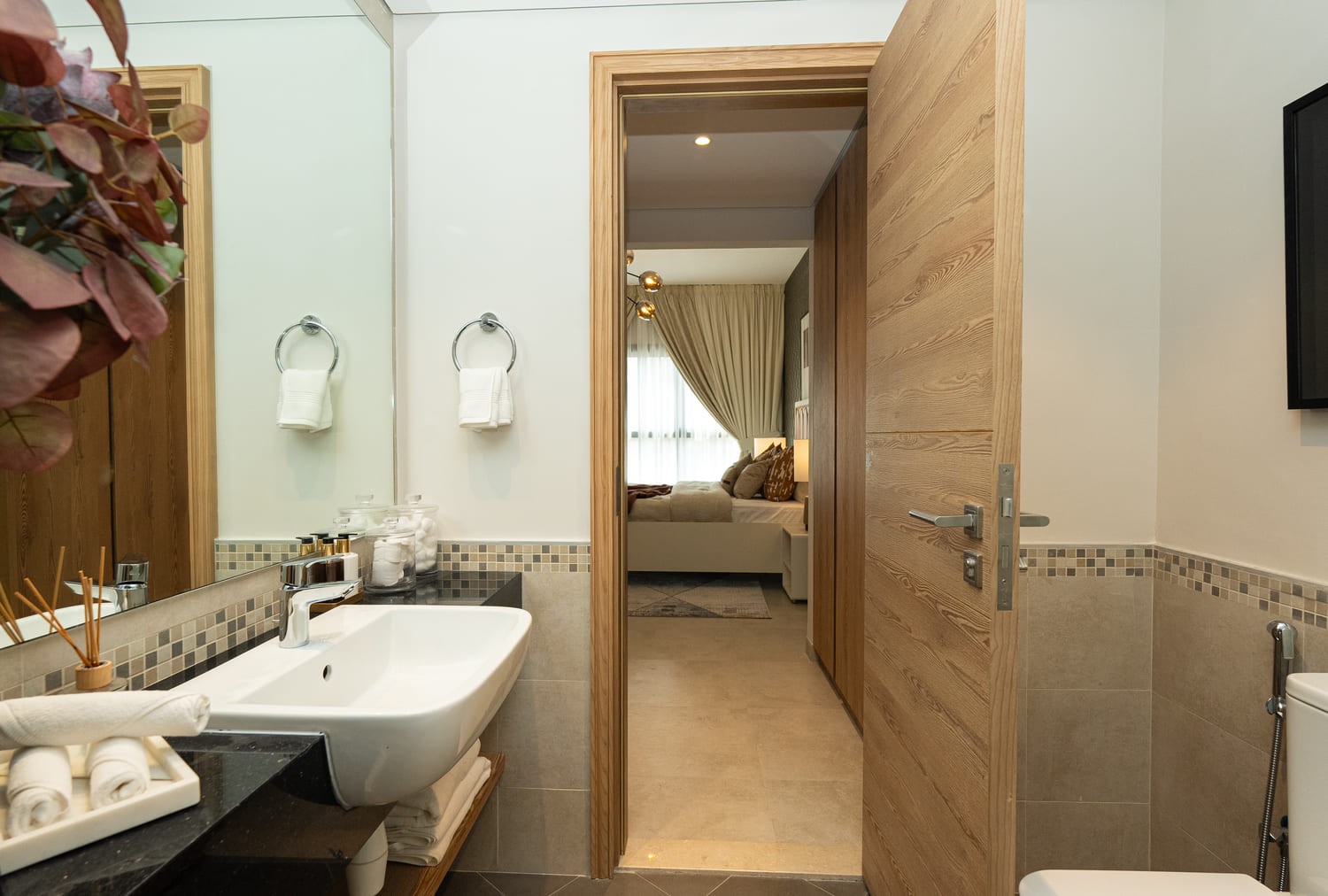 Eleganz by Danube in Jumeirah Village Circle (JVC)