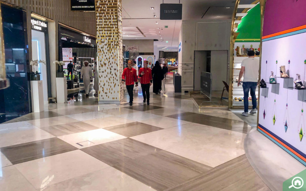Retail F&B outlets